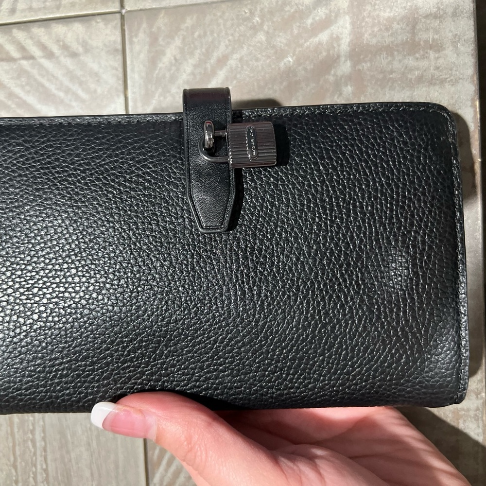 Black Michael Kors wallet